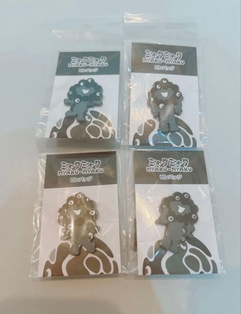 新品　万博 黒ミャクミャク 4点セット ピンバッジ 黒　ブラック　ピンバッチ