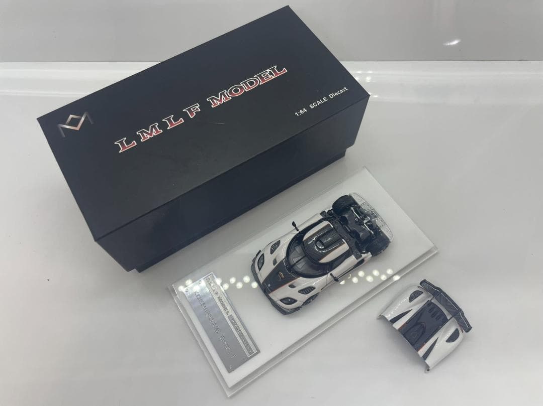 9L-012 LMLF MODEL 1/64 ケーニグセグ ONE:1