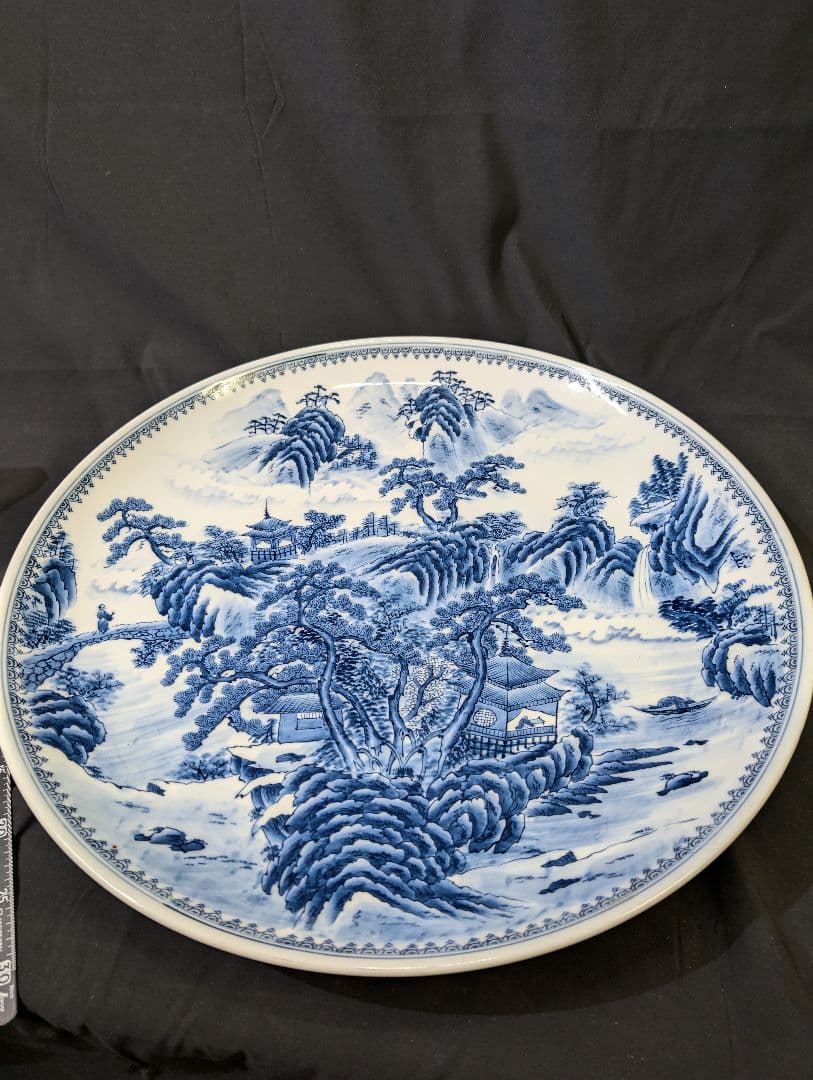 肥前　有田焼 山水　尺八大皿　 峯右衛門作　2尺皿　特大飾り皿　皿立　額立て付
