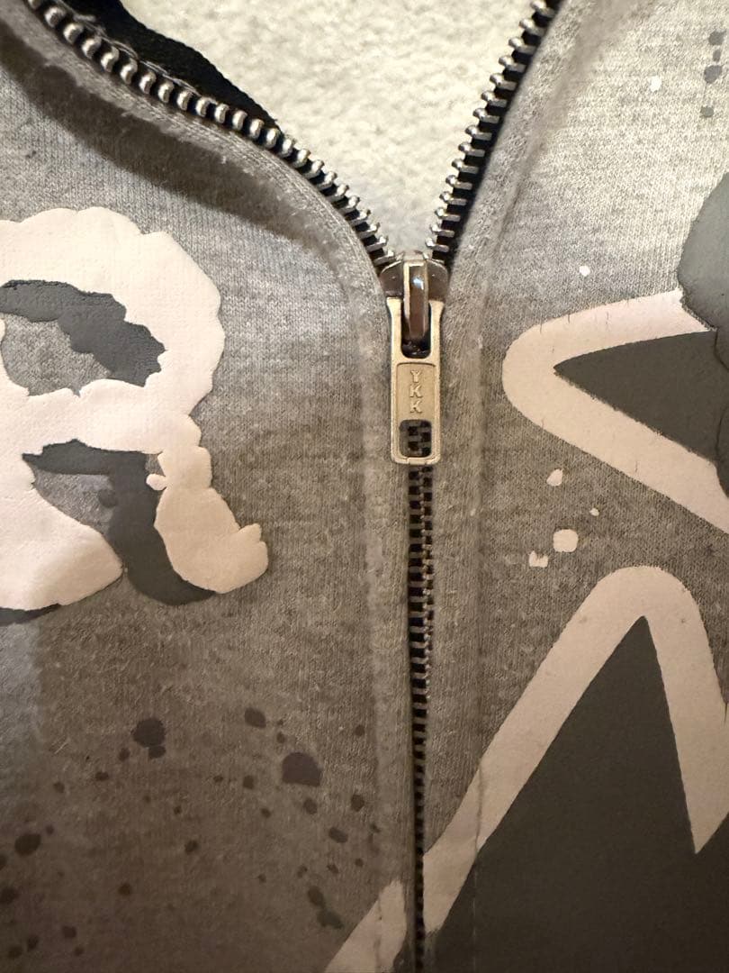 [入手困難] FLR914 グレー パーカー