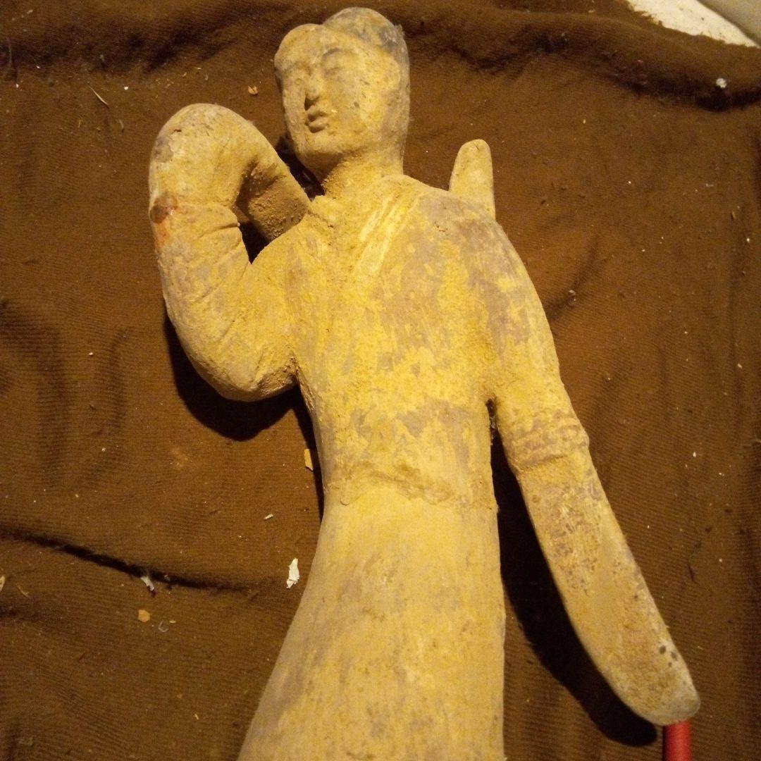 中国陶磁器　古代　俑