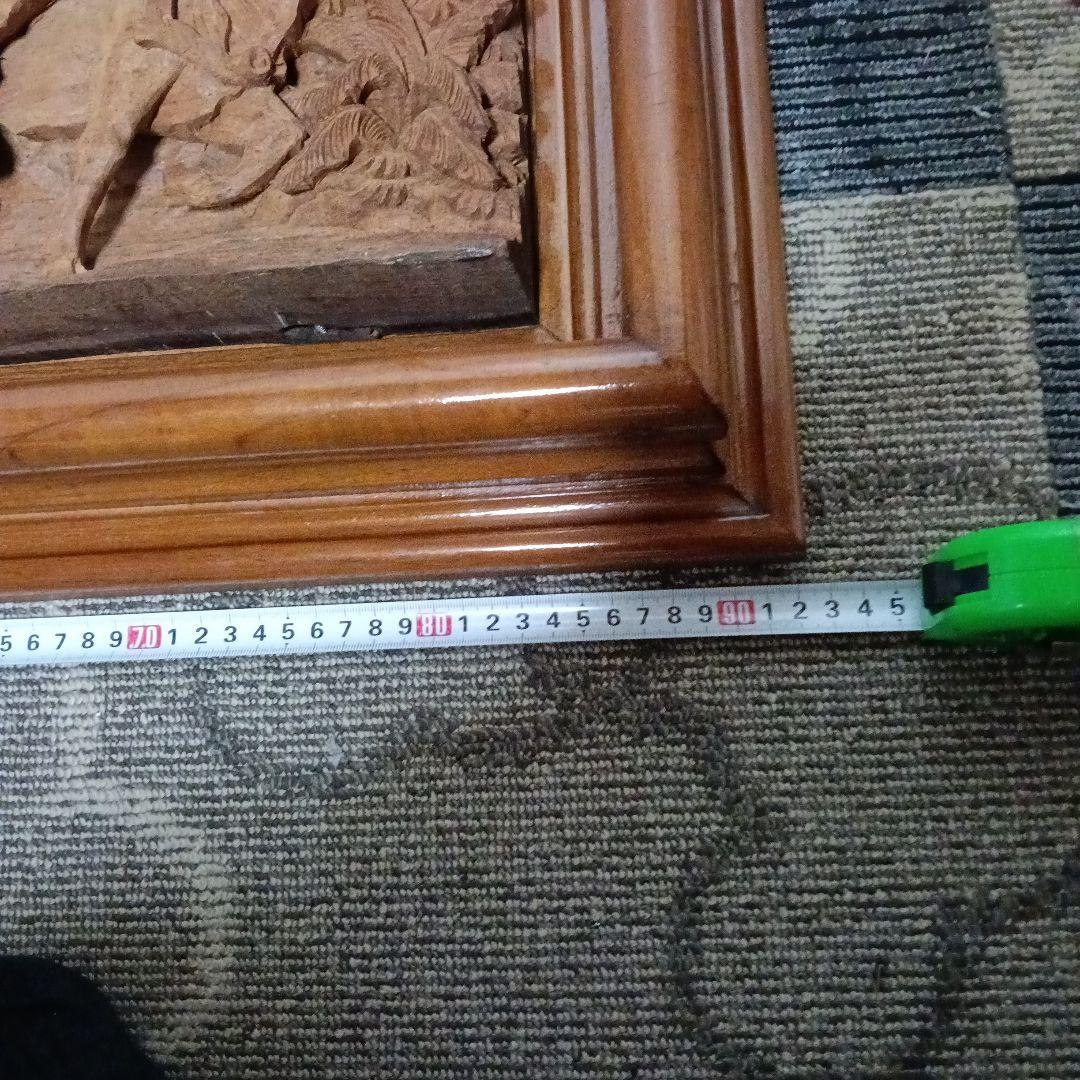 詳細は不明、日本人作家の彫刻、東南アジアジアの風景、緻密な素晴らしい木彫、逸品