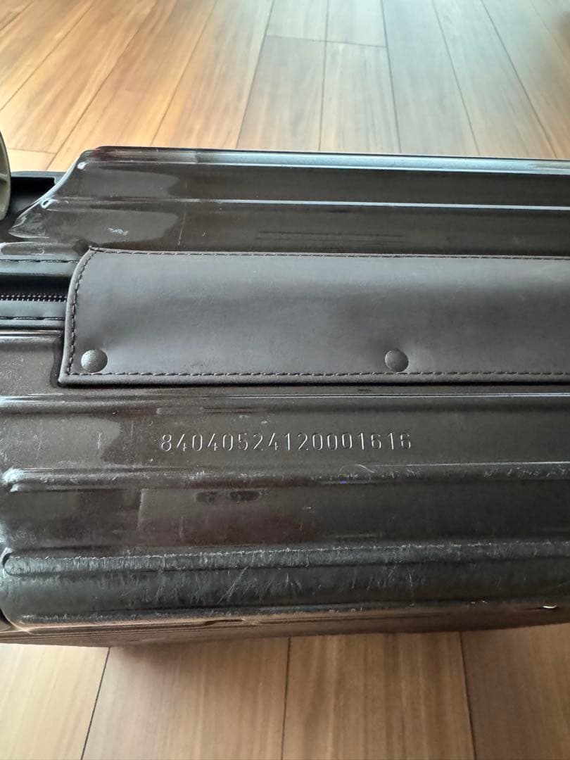 s*k様 RIMOWA 23ℓブラウン機内持込サイズ4輪　used