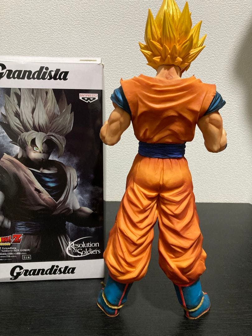 ドラゴンボール　グランディスタ　超サイヤ人 孫悟空 フィギュア