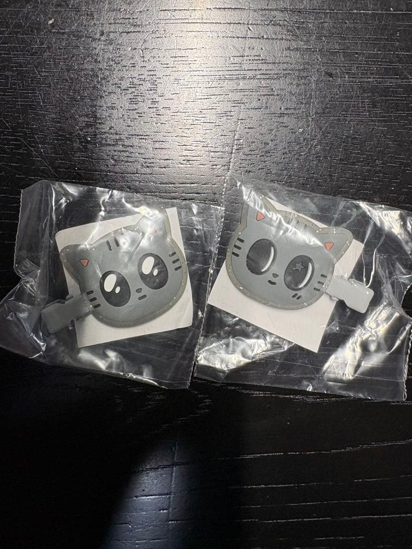 TXT プルバトゥ ヘアクリップ ダゴニャン