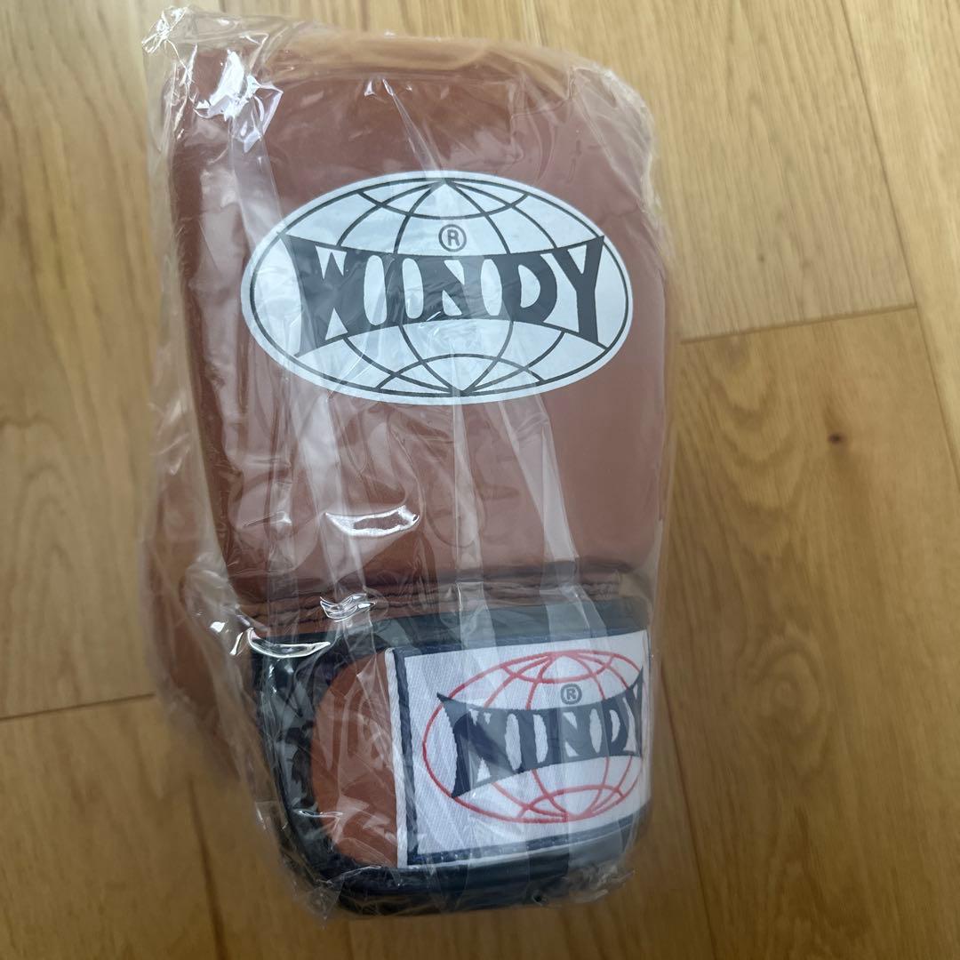 WINDY ボクシンググローブ 8 oz ブラウン