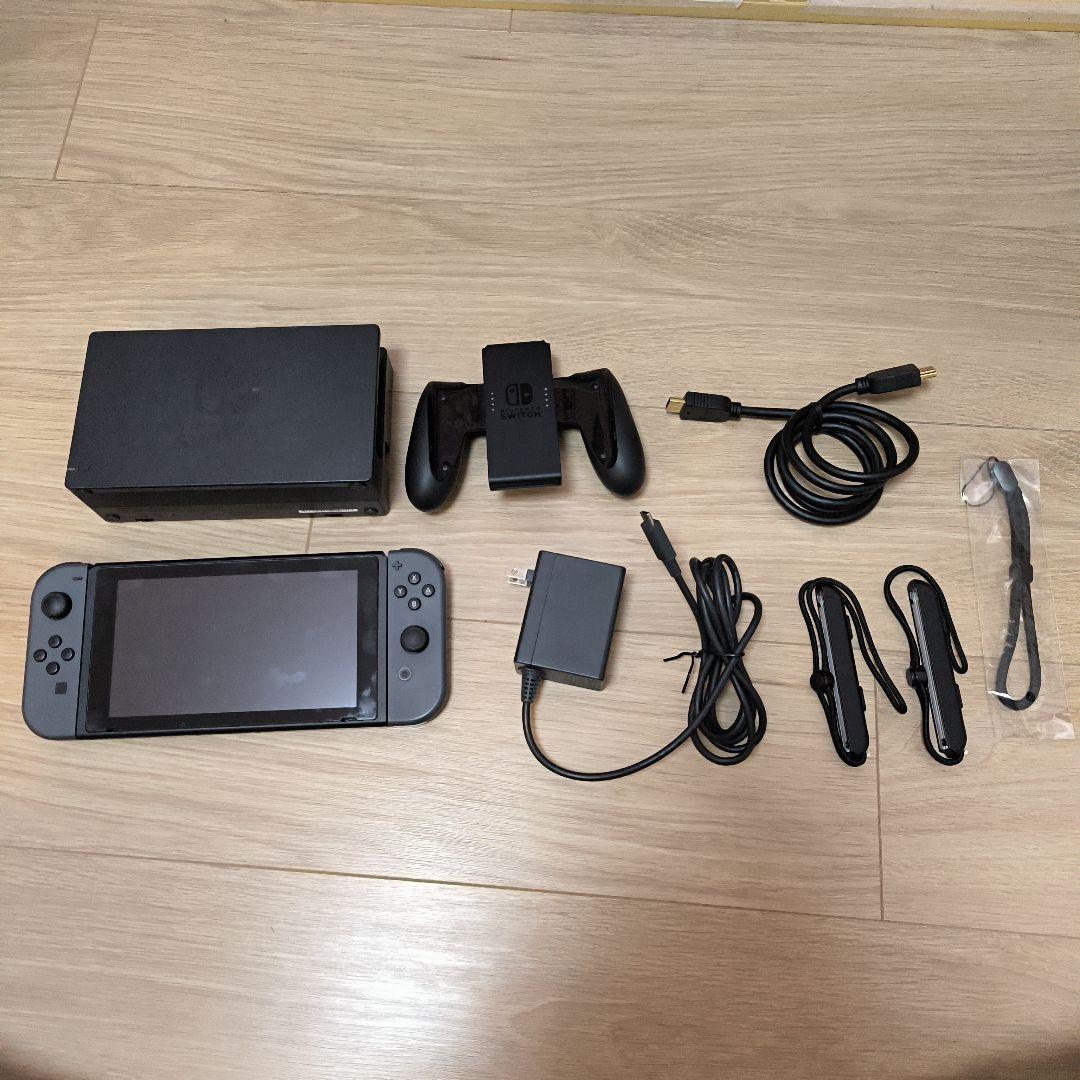 【美品】Nintendo Switch 動作確認、初期化済み 箱、ケース付き