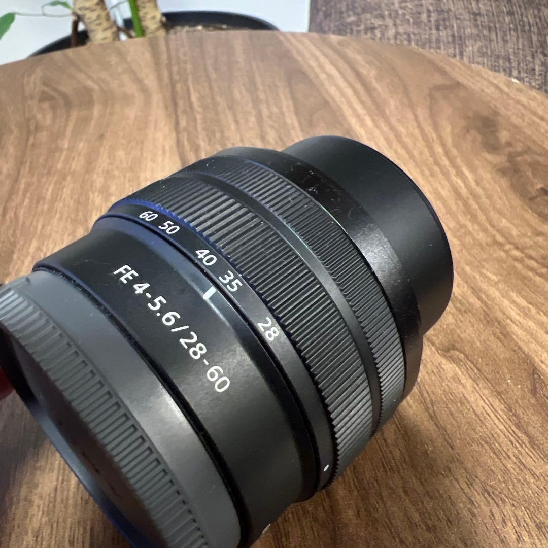 Sony FE 28-60mm f/4-5.6 ズームレンズ