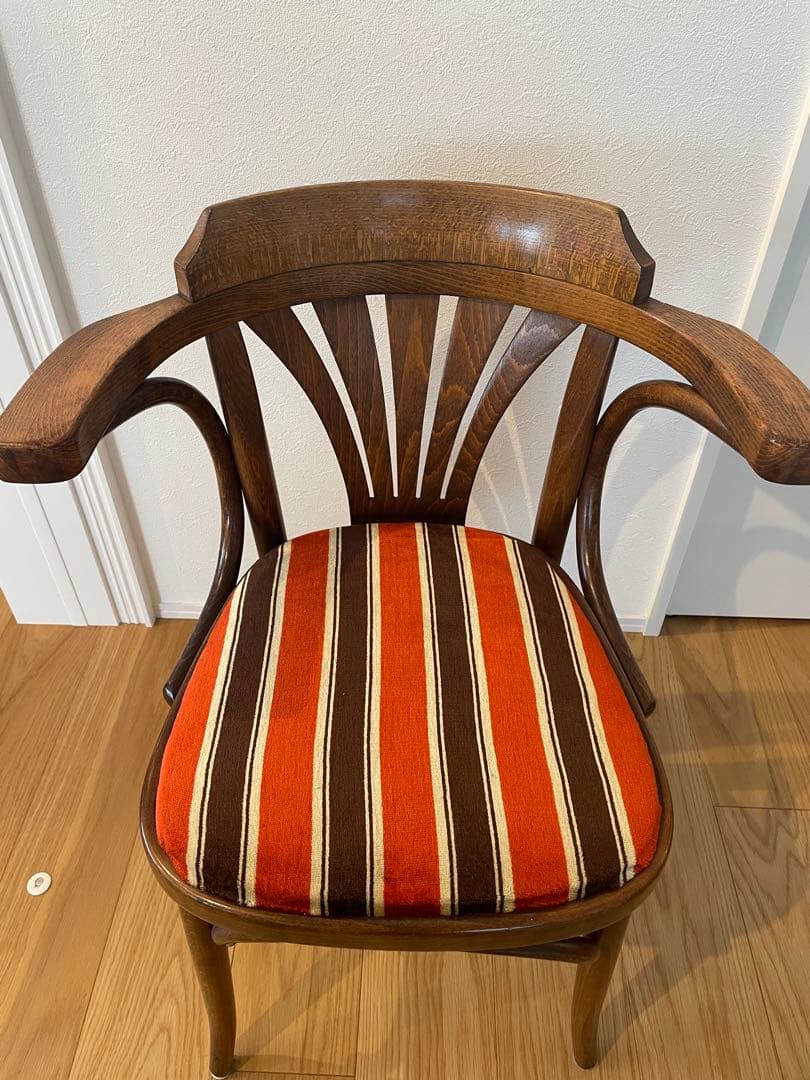 木製ヴィンテージチェア　ストライプ