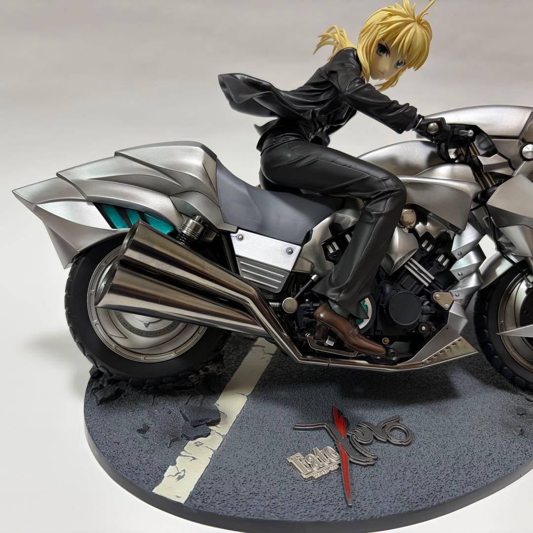Fate/zero セイバー・モータード・キュイラッシェ フィギュア