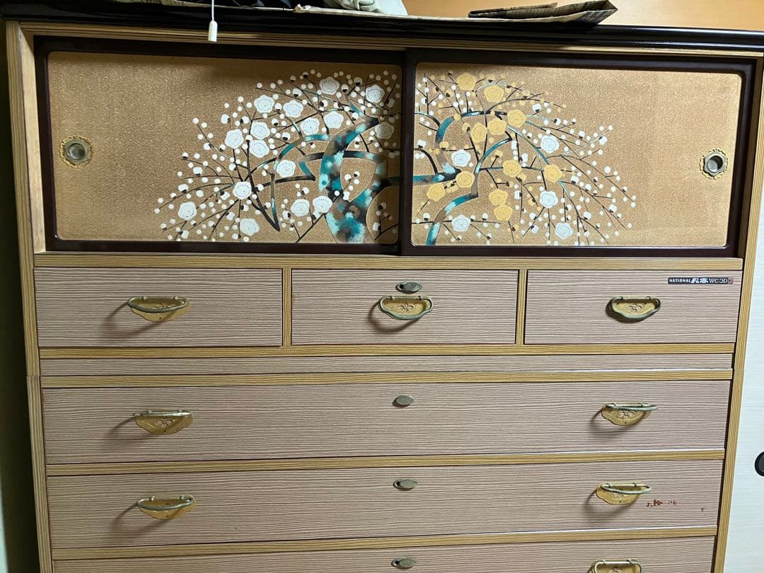 11月6日まで掲載 花の装飾 桐タンス 10引き出し