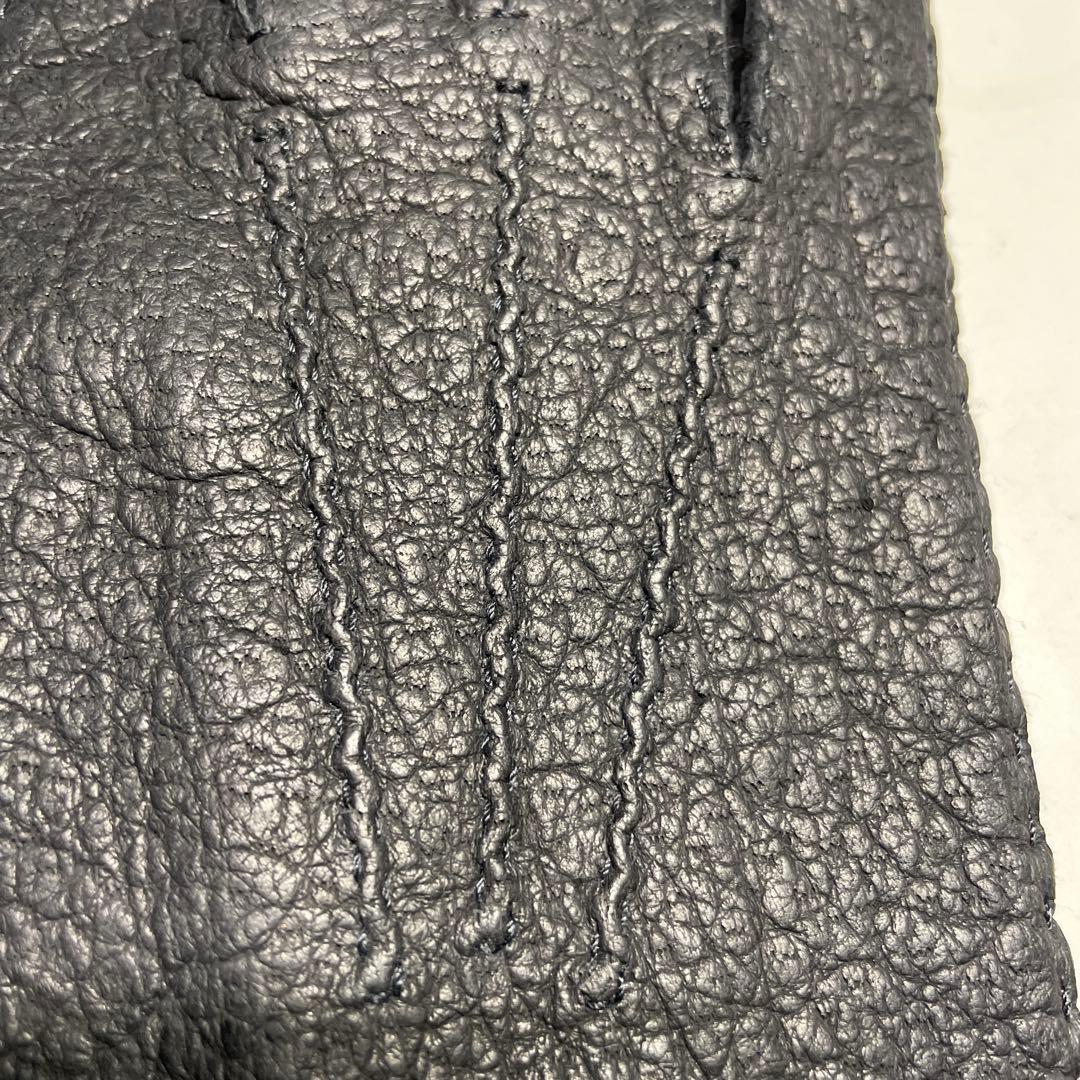 ペッカリー革 ブラック（黒色）ライニングなし　サイズ約８