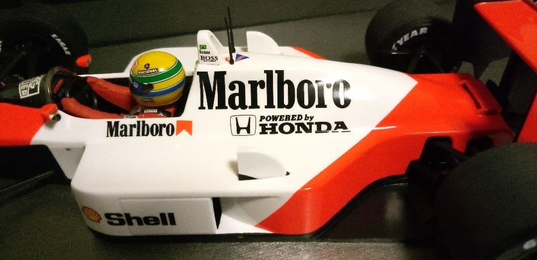 ミニチャンプス 1/18 マクラーレン MP4/4 A.セナ Marlboro