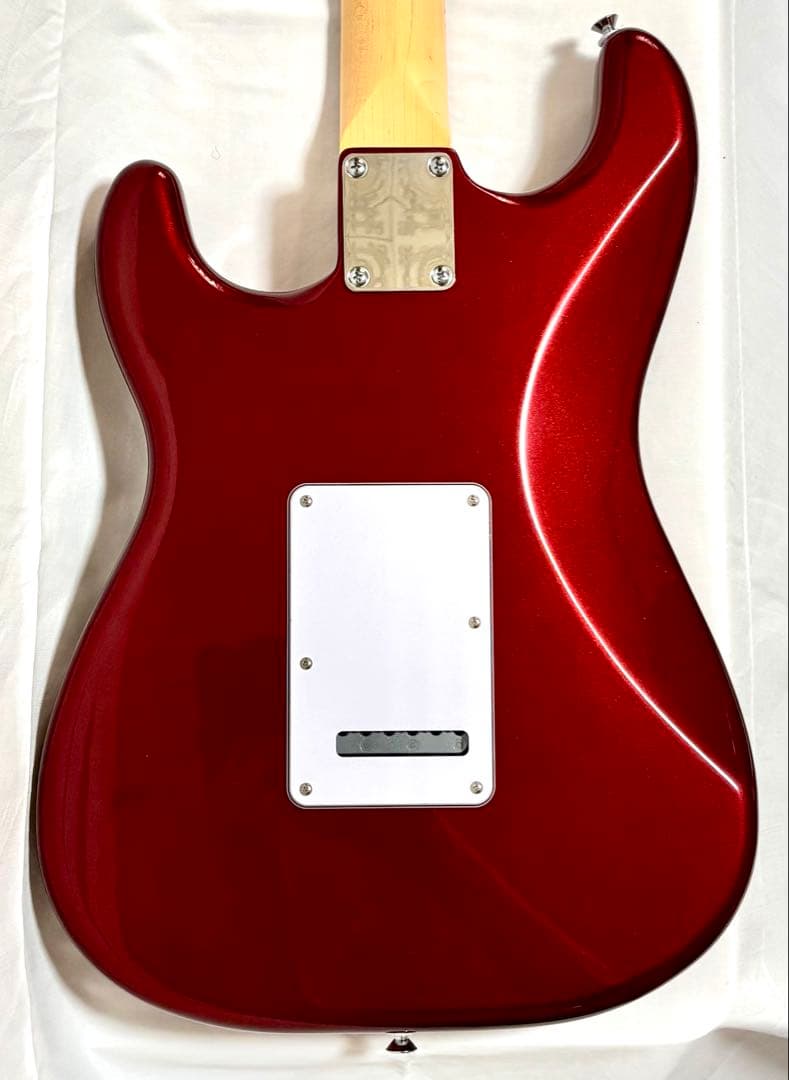 【美品、2024年製】Fender ストラトキャスター Standard