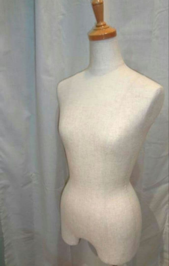 東京キイヤ レディーストルソー 針刺せます アパレル店舗での使用品