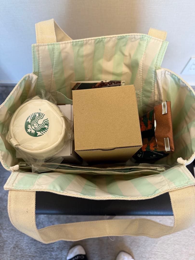 スターバックス 2025福袋