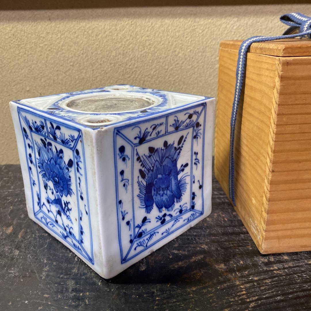 中国古玩　華図水滴形硯　【桐箱付】