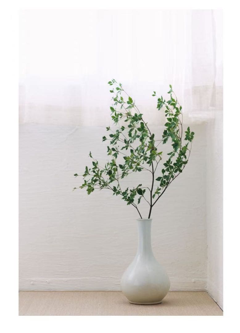 李朝　白磁　花入り　19世紀後期