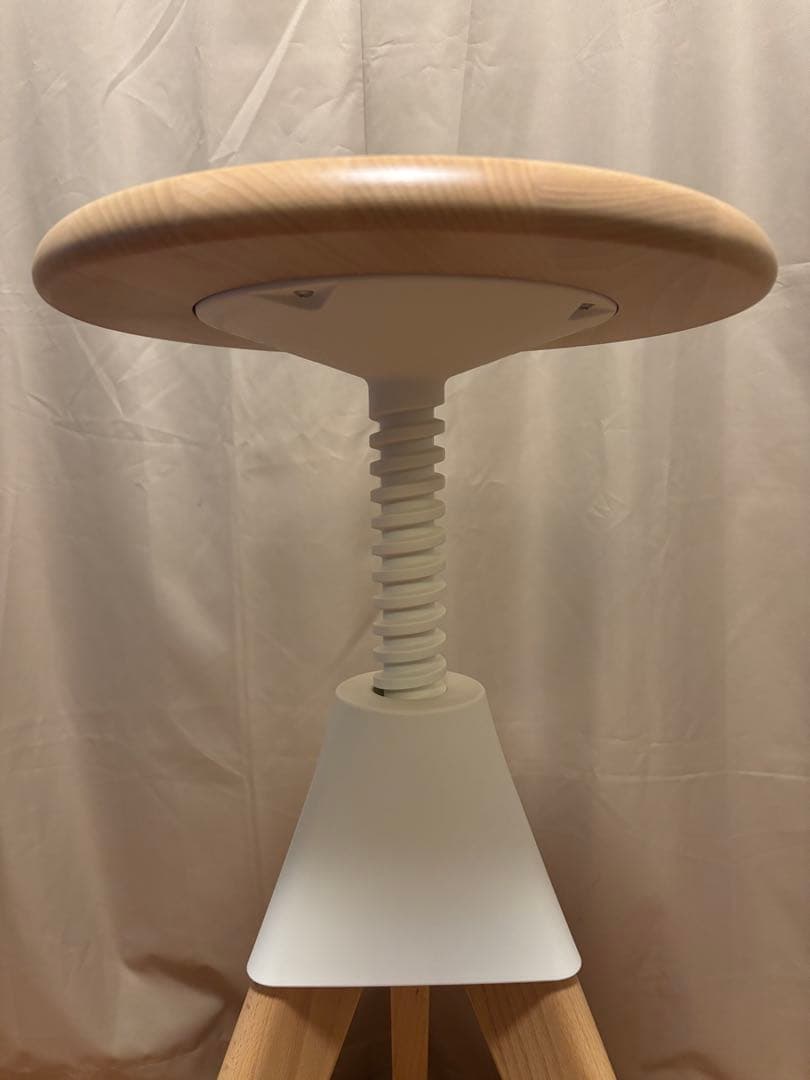 MAGIS 回転スツール Tom and Jerry 木製 チェア