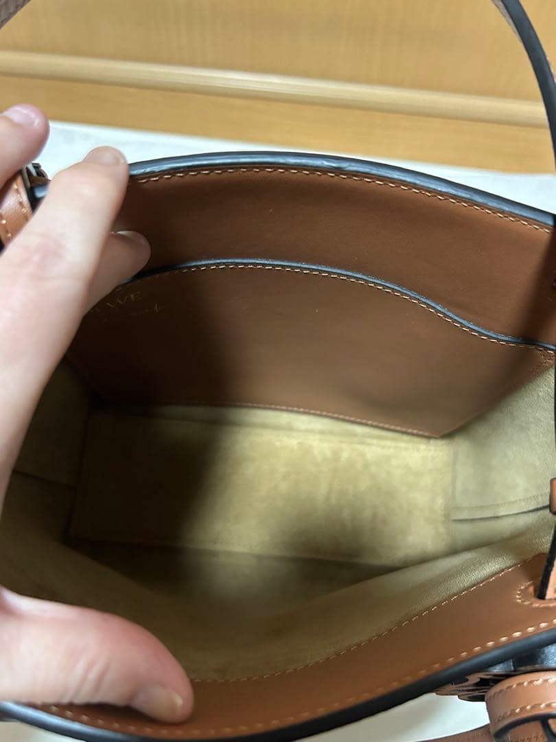 ロエベWORDSショルダートートバッグ