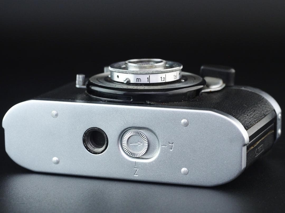フィルムカメラ ZEISS IKON TAXONA NOVONAR 35mm f3.5 V