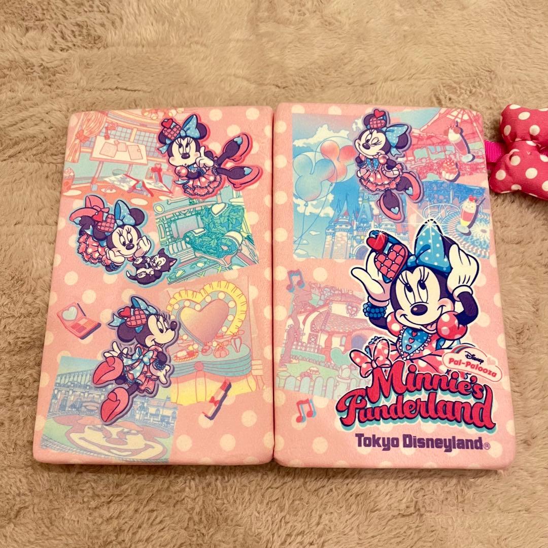 【完売品】ミニーのファンダーランドポータブルクッション ブランケット2点セット☆