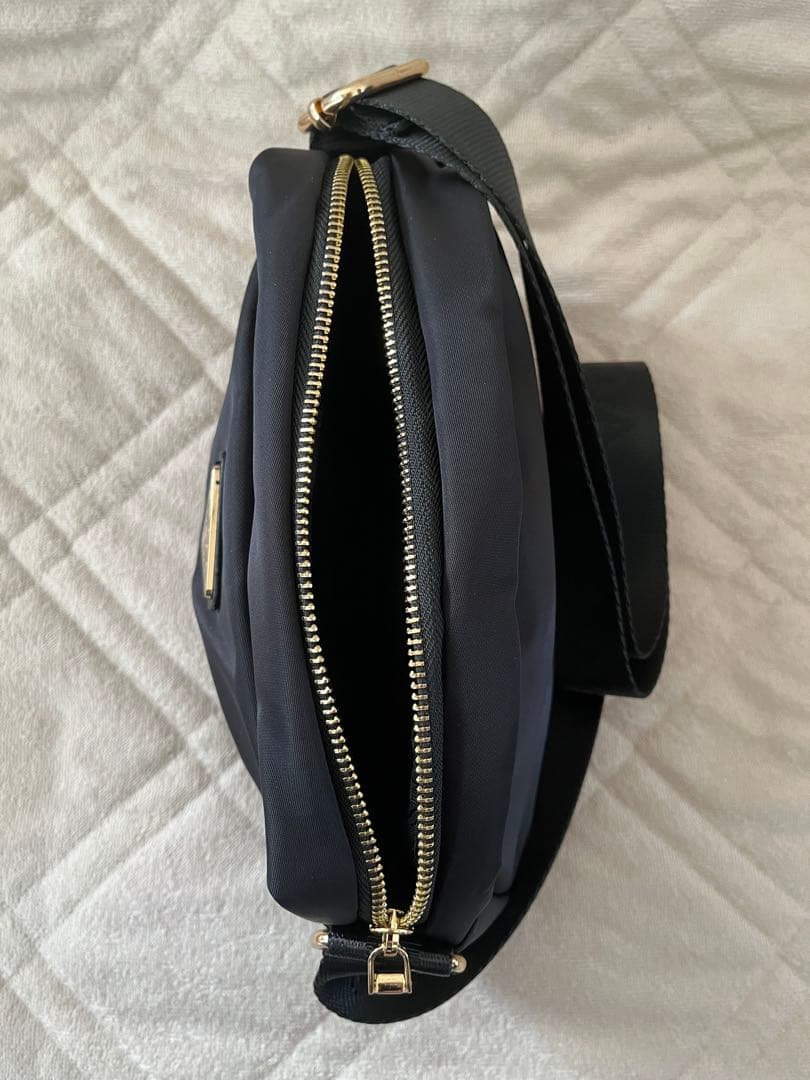 PRADA プラダ ノベルティ ミニショルダーバッグ ブラック 新品