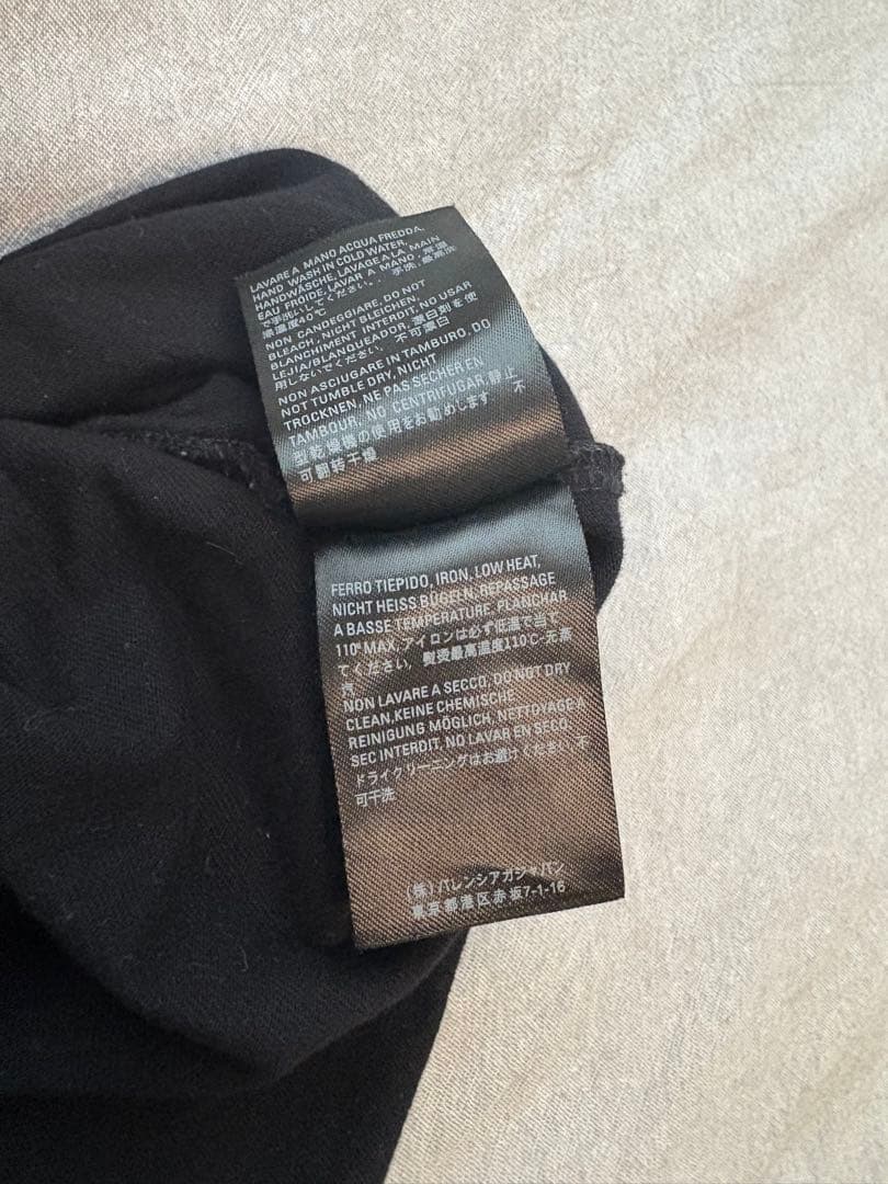 BALENCIAGA ブラック Tシャツ