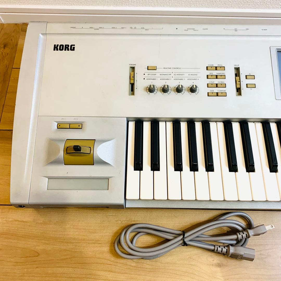 KORG TRITON シンセサイザー 61鍵 ジャンク 電源不良 送料無料