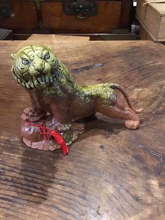 信楽　寅虎置物