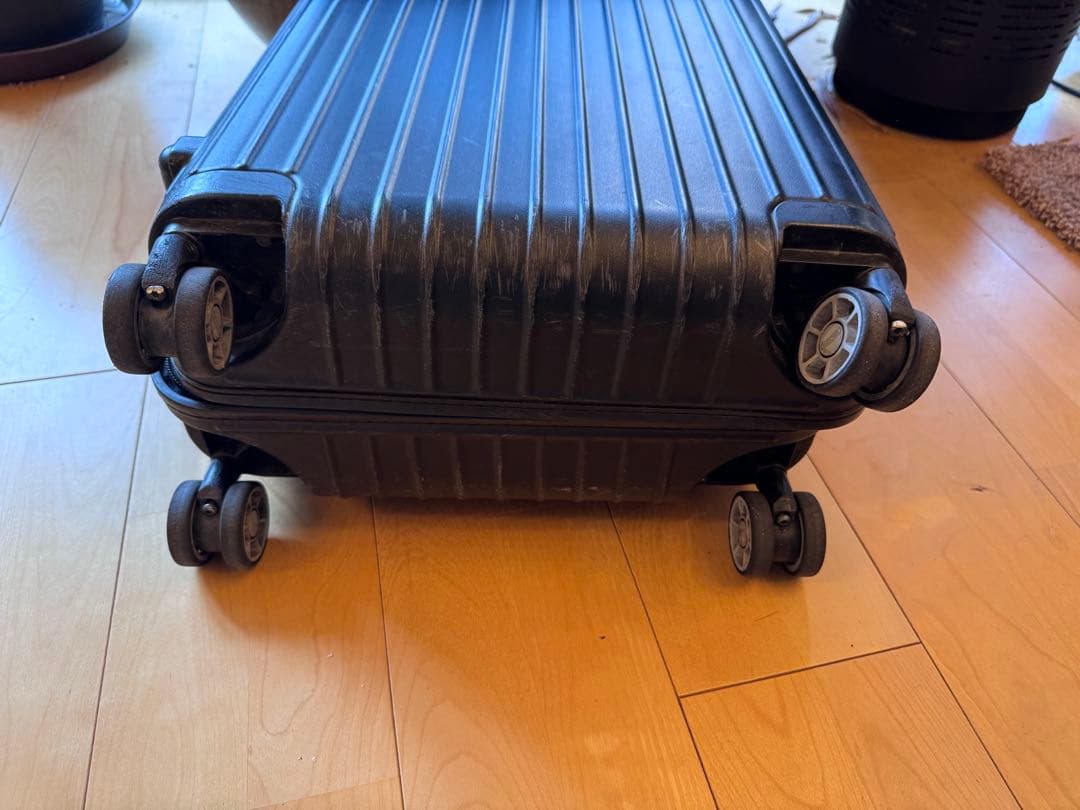 リモワ　サルサキャリー