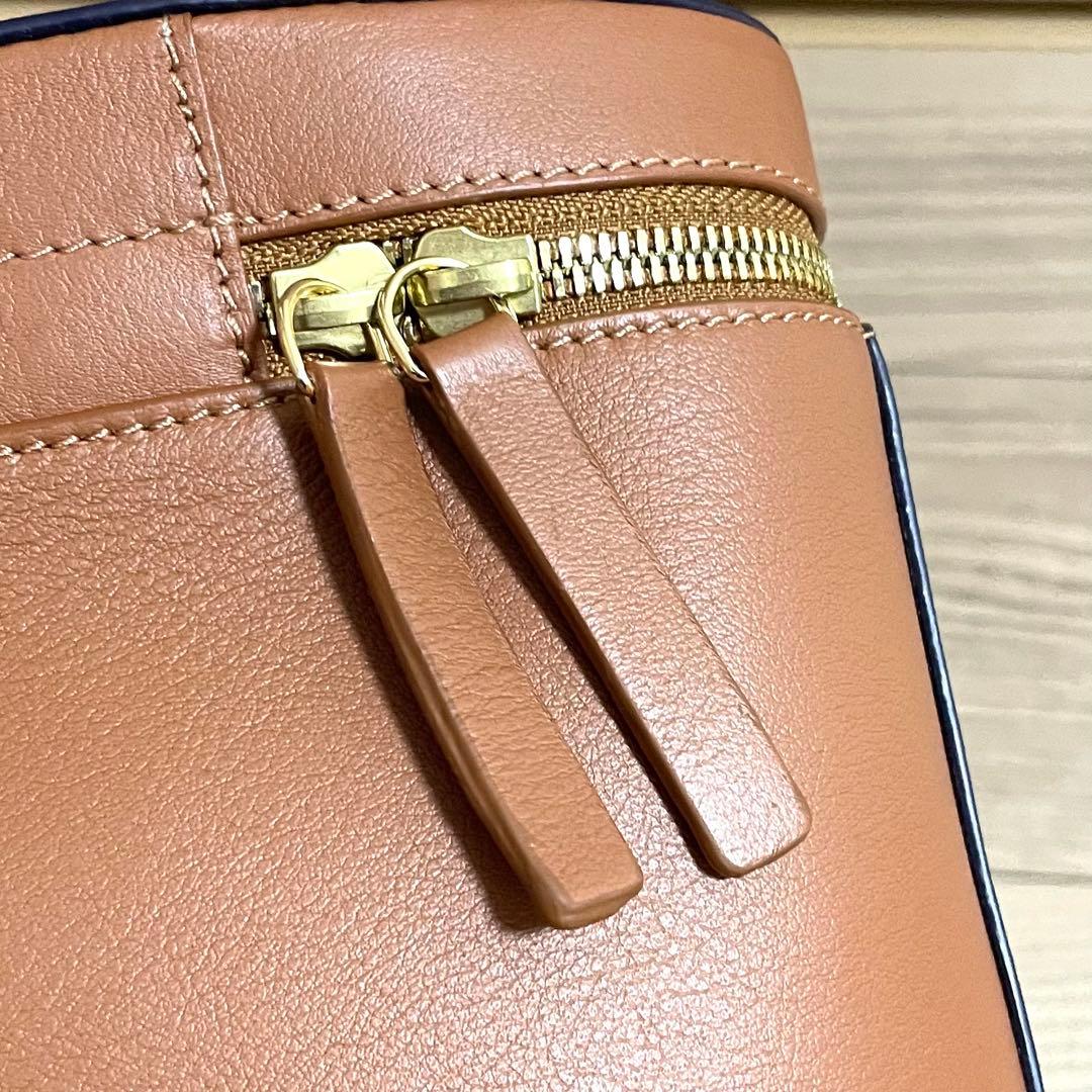 未使用級/PARIS64 Prismatic Caramel バニティ