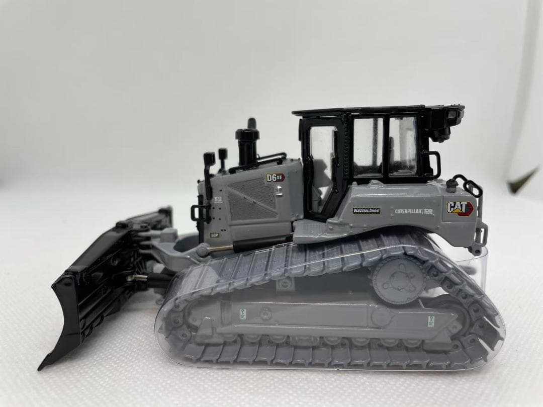 ミニカー 505-025 DM 1/50 CAT D6XE LGP TRACK-TYPE
