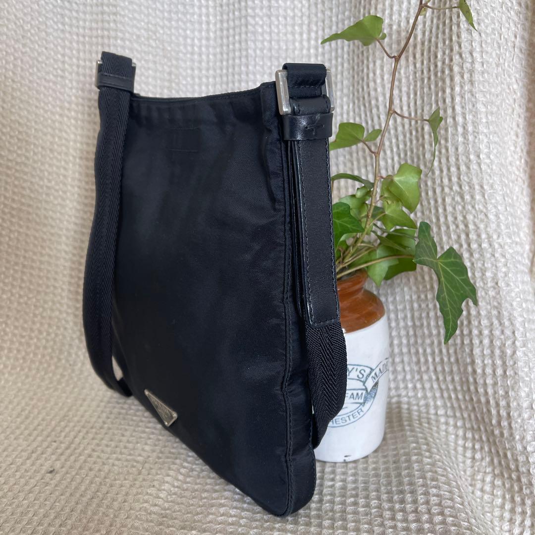 ◇ 良品 PRADAプラダ ショルダーバッグ サコッシュ ナイロン ブラック ◇