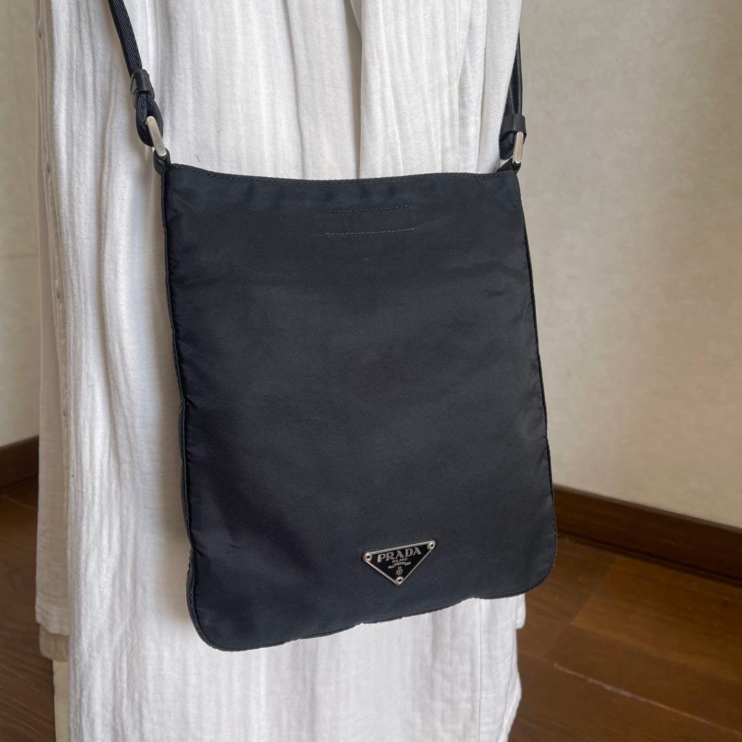 ◇ 良品 PRADAプラダ ショルダーバッグ サコッシュ ナイロン ブラック ◇