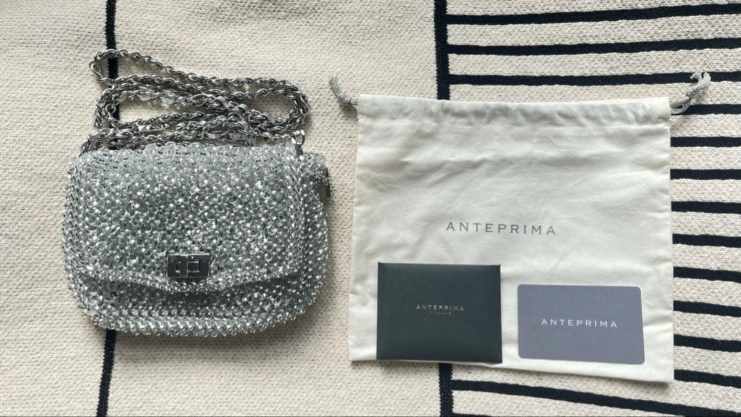 美品　アンテプリマ　ルッケット　ARGENTO（シルバー）