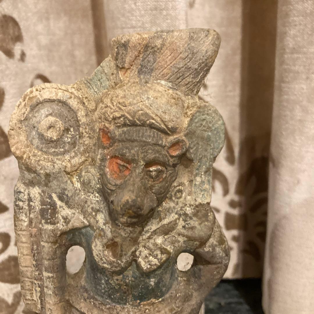 中南米　古美術　マヤ文明？　台座付き