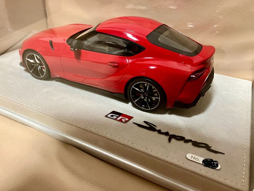 GR スープラ　ミニカー