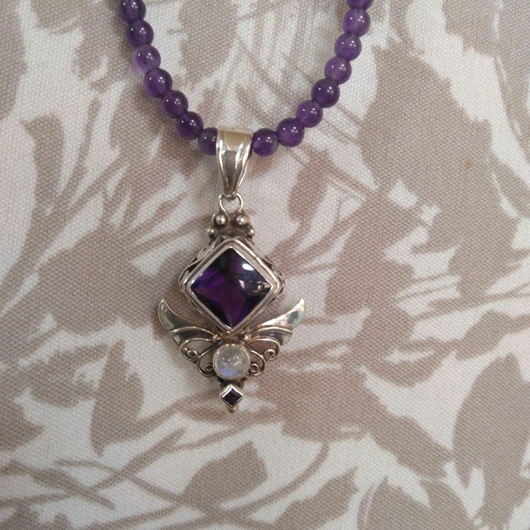 必要な方にお値下げ！シャンカリアメジストネックレス付き