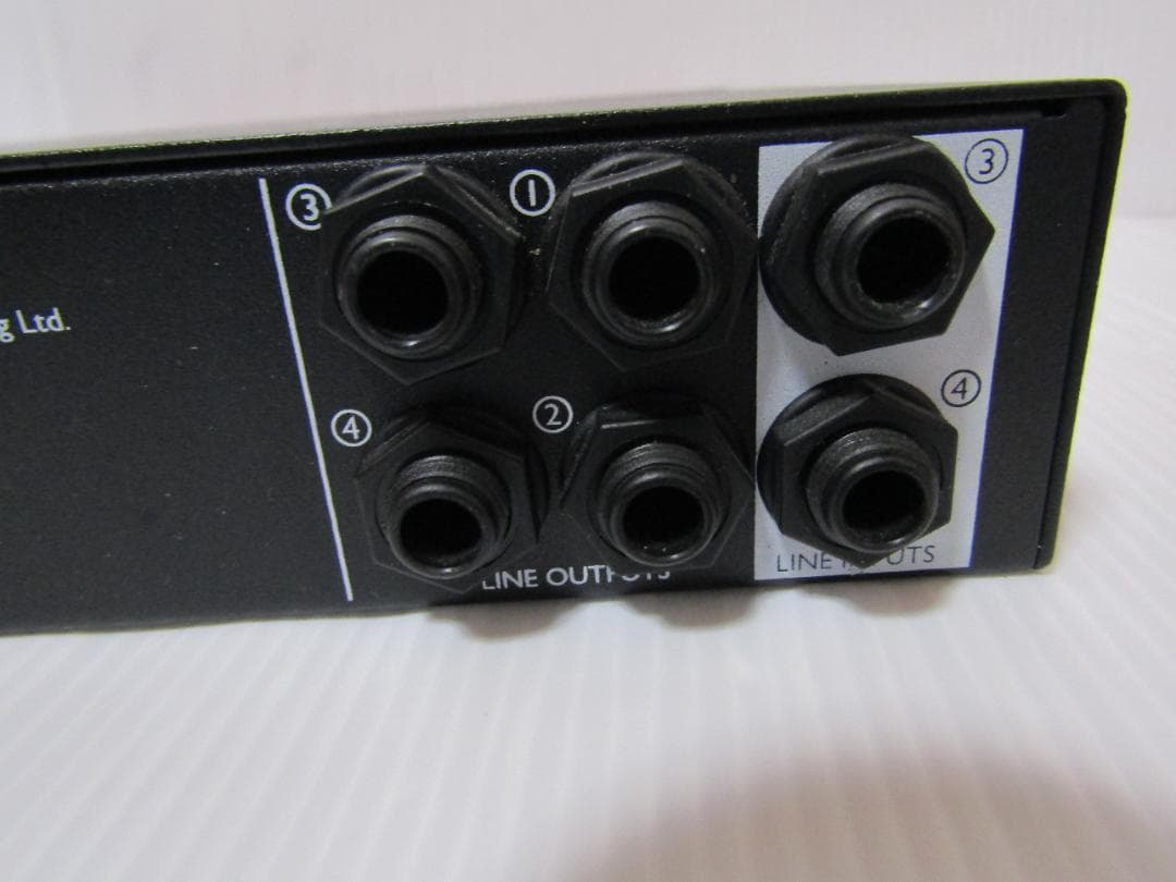 Focusrite Scarlett 18i6 オーディオインターフェース