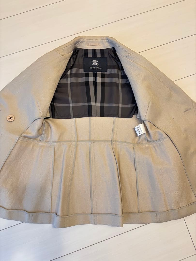 BURBERRY ベージュ コート✨