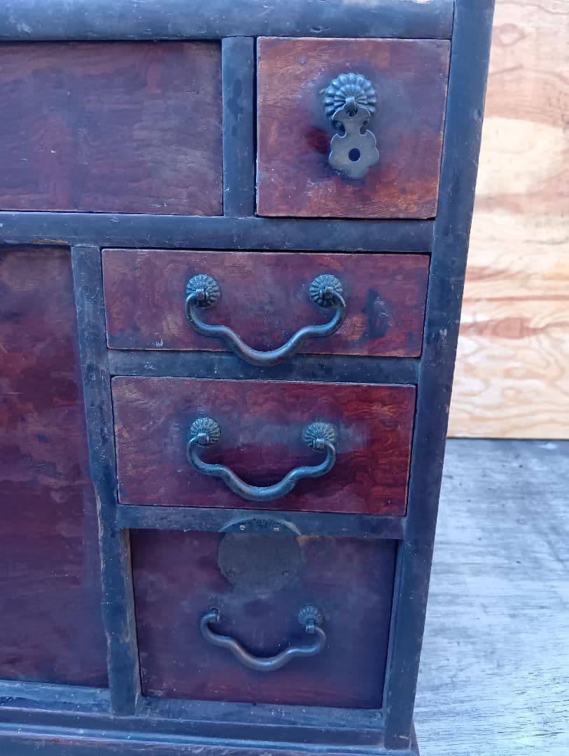 木製ダークブラウン箪笥 6引き出し