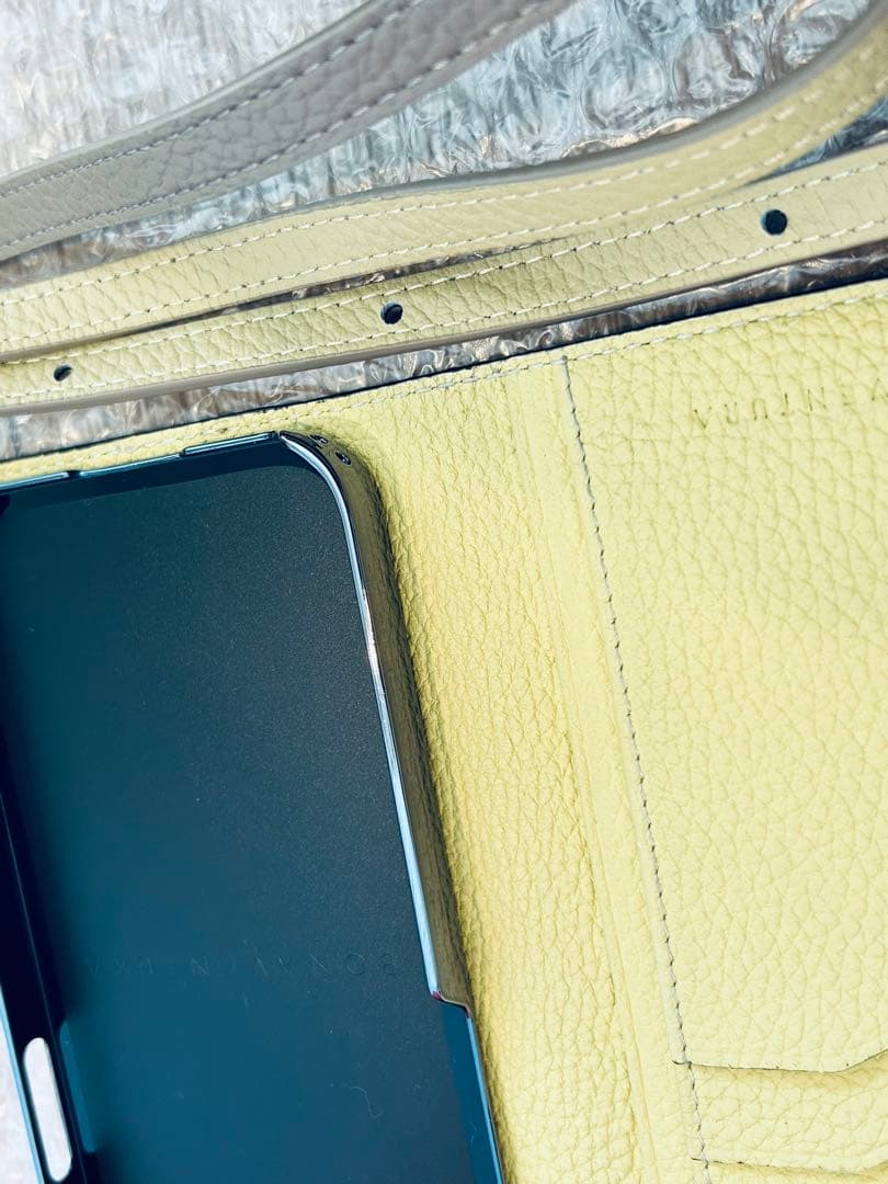 【ストラップ付き】 ボナベンチュラ iPhone14 ケース 交換用ケース付属