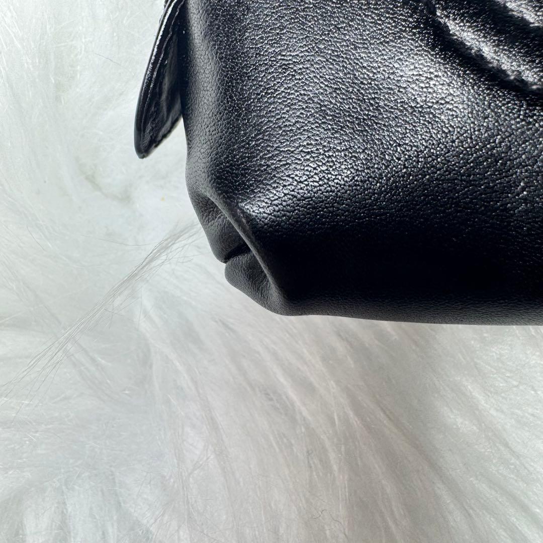 CHANEL シャネル　ケース　ポーチ　レザー　ブラック　黒　ビンテージ