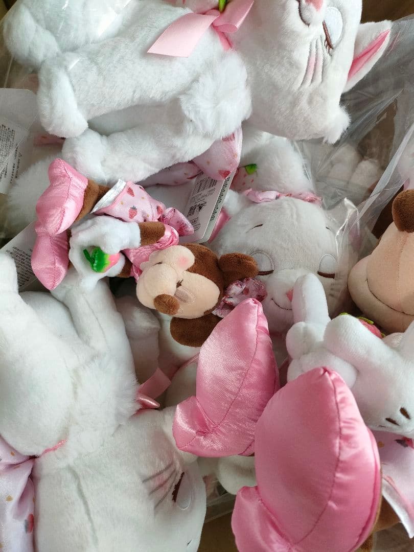 ディズニー　マリー　ミニー　ストロベリー　ぬいぐるみ＆ぬいぐるみキーホルダー