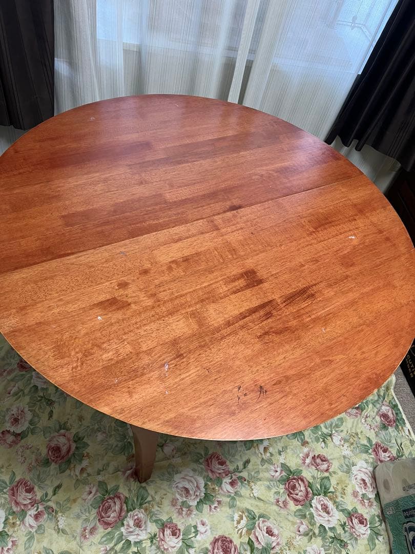 円形木製ダイニングテーブル 伸縮機能付き 引取り希望