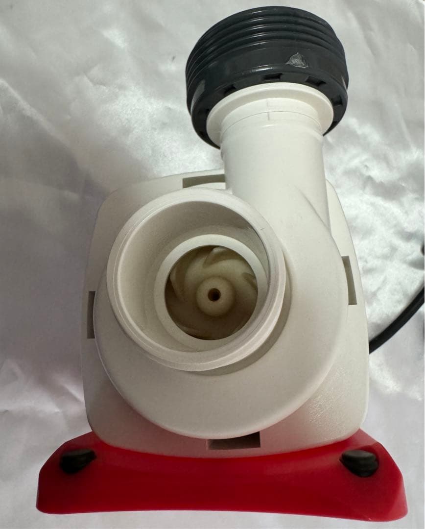 OCTO VarioS 6 循環ポンプ　オクト　reefer170配管付