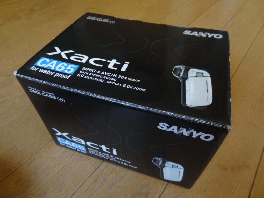 SANYO Xacti CA65 デジタルムービーカメラ　DMX-CA65（W）