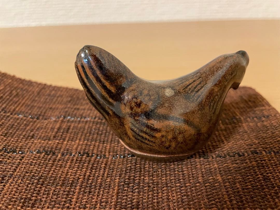 鉄釉　鳥形　香合　１客　銘入り