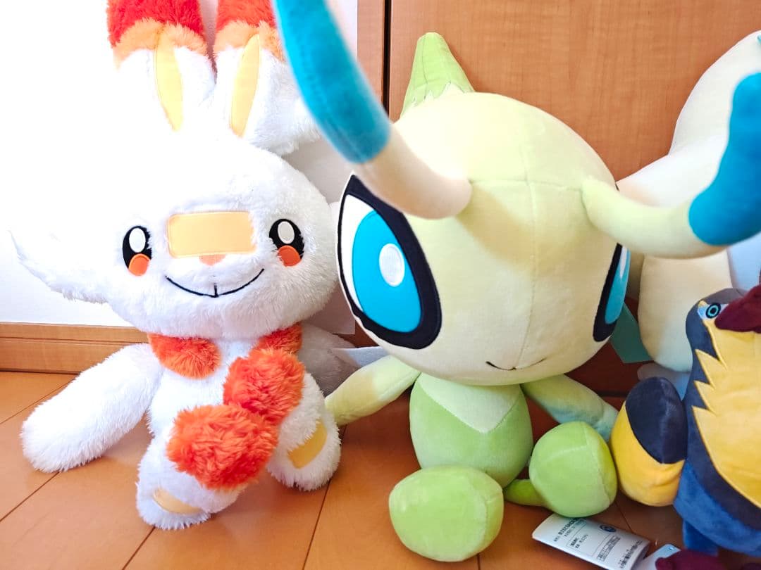 ポケモンぬいぐるみ８点♥ピカチュウジラーチヒバニーセレビィゴースマーシャドー等♥